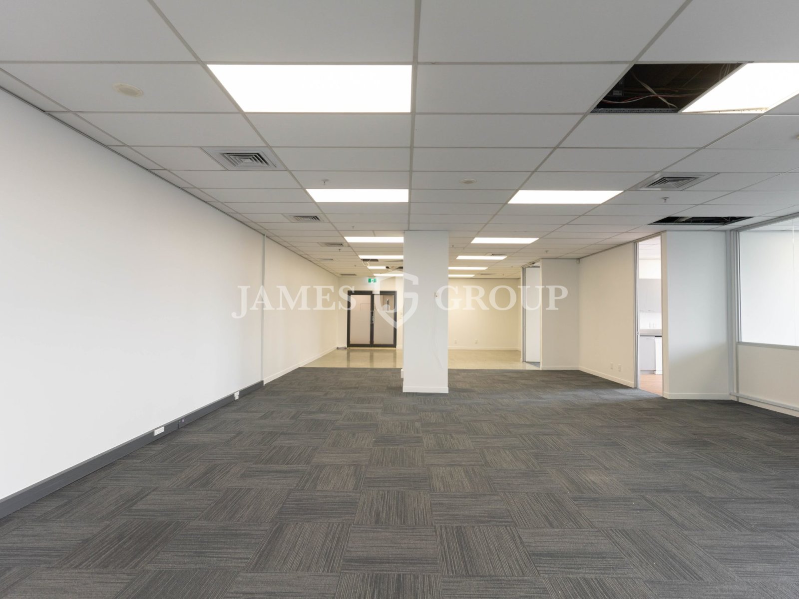 High-quality Office With Excellent Natural Light