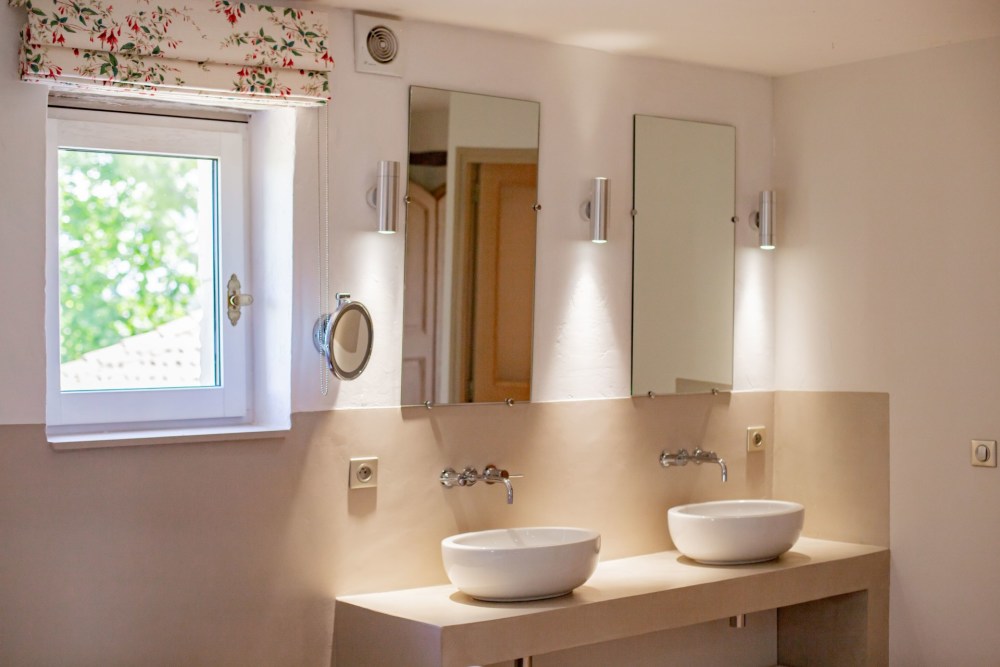 Photographs of Mas du Real villa in Provence - Image 24 of 36
