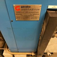 Compressors with dryers-Hydrovane - Image 8