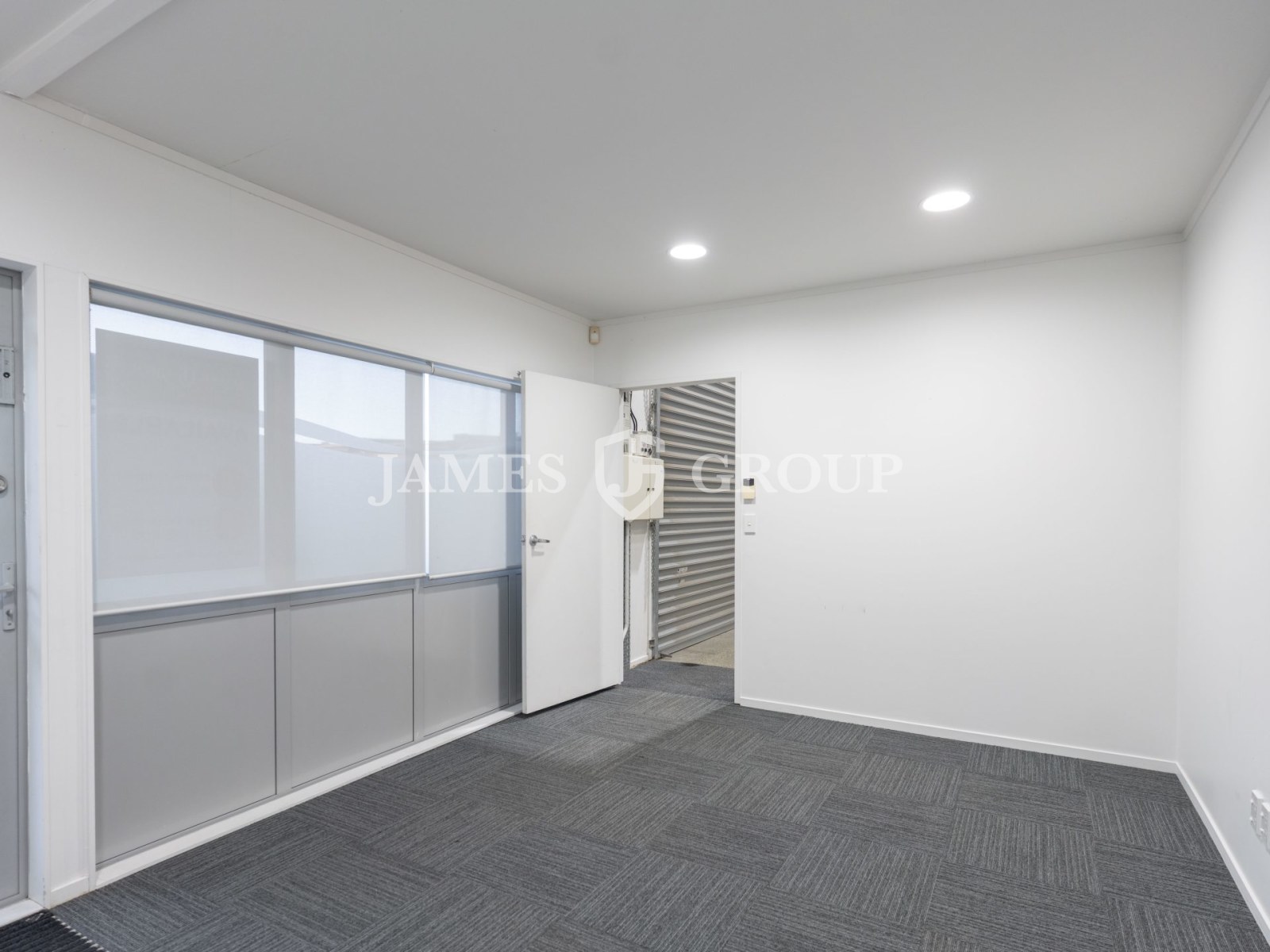 100m² Industrial | Secure Lambie Drive Complex