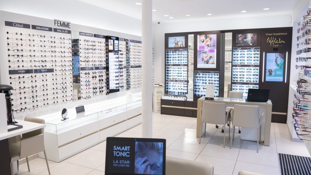 Magasin Opticien 54 rue du Président Wilson 92300 LEVALLOIS-PERRET intérieur