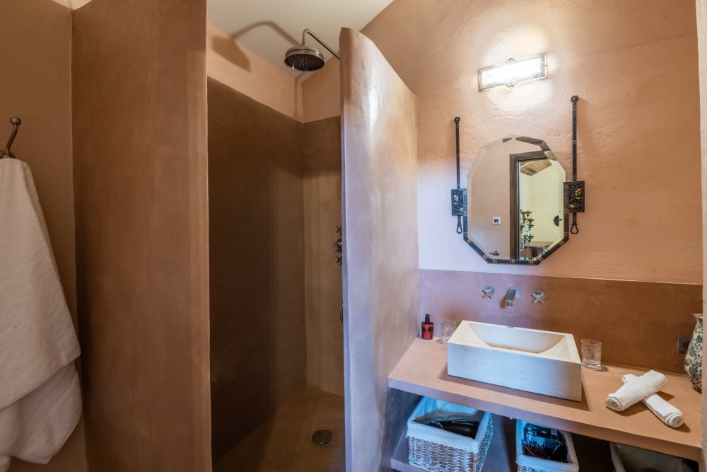 Photographs of Mas des Rêveries villa in Provence - Image 30 of 40