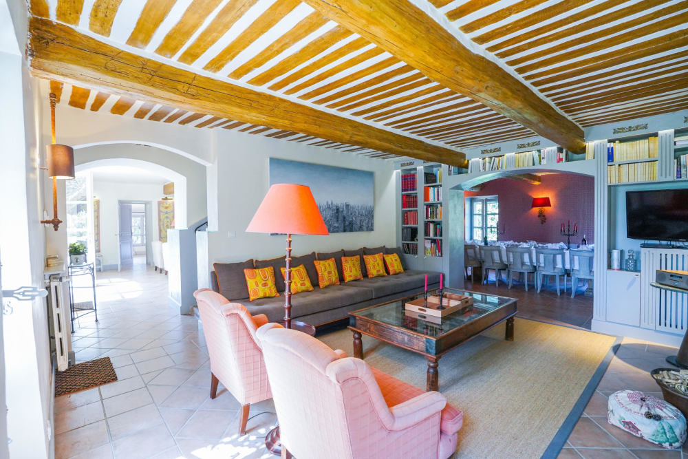 Photographs of Mas d’Olivia villa in Provence - Image 7 of 39