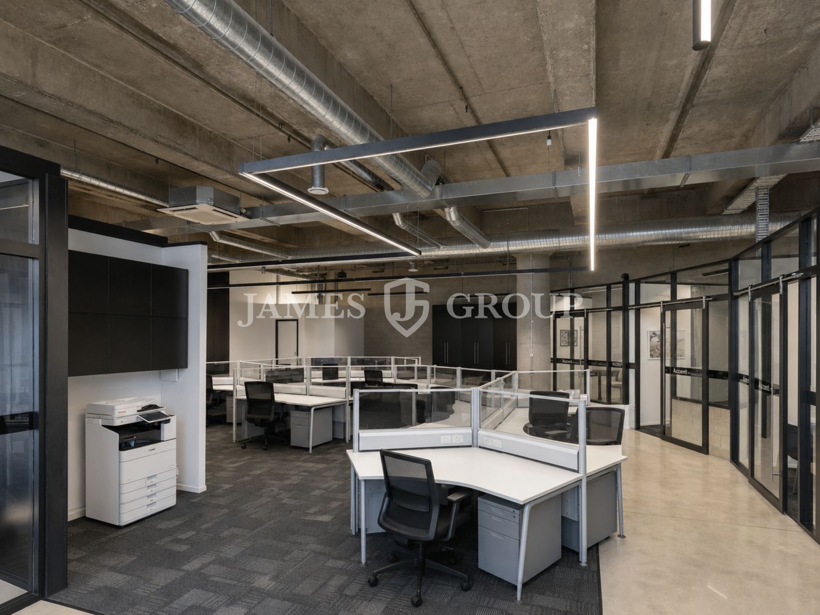 Large City Works Depot Office | 585m²
