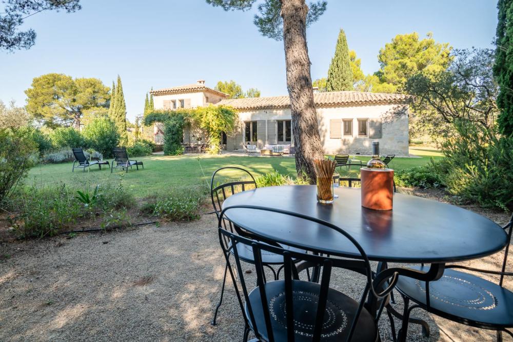 Photographs of Mas du Lac villa in Provence - Image 55 of 56