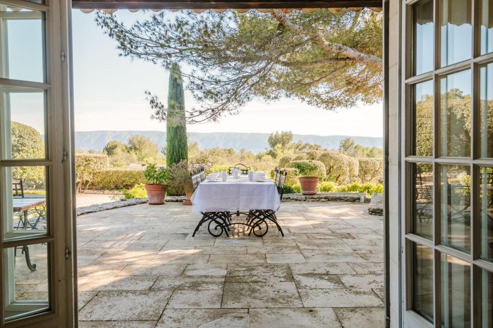Photographs of Mas des Imberts villa in Provence - Image 34 of 48
