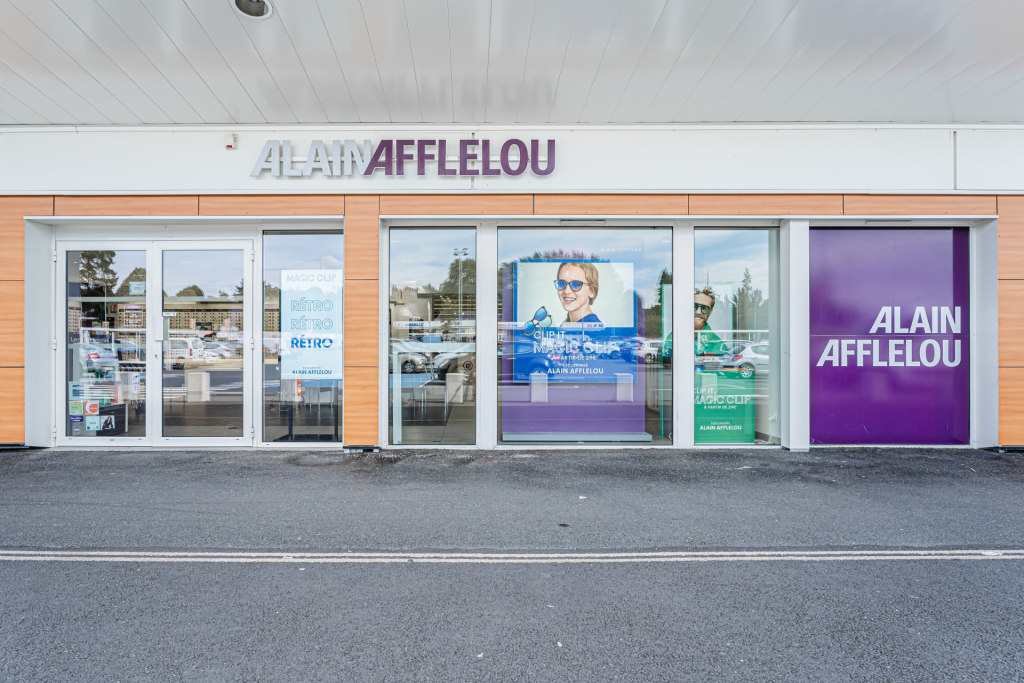 Magasin Opticien C.C. Leclerc - rue du 8 mai 49500 SEGRE-EN-ANJOU BLEU