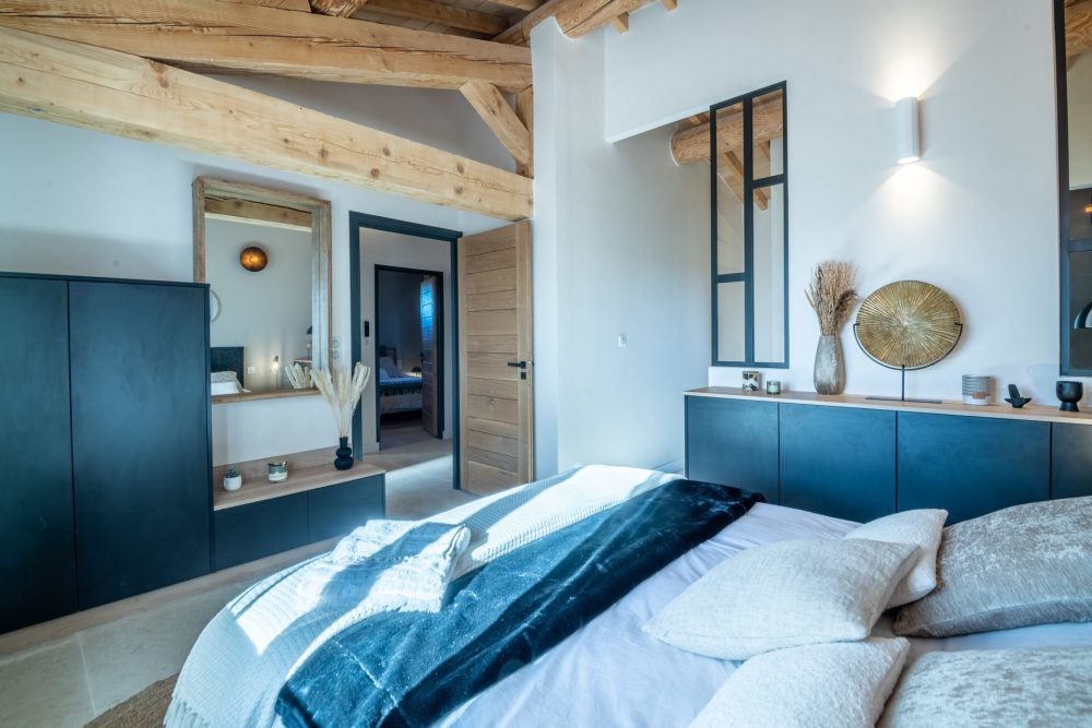 Photographs of Mas des Flaneries villa in Provence - Image 21 of 36