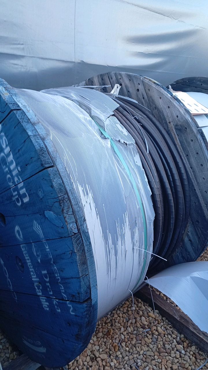 Prysmian Flexible Cable 1KV 1x3c+Ground 25mm² +16mm² 1200m