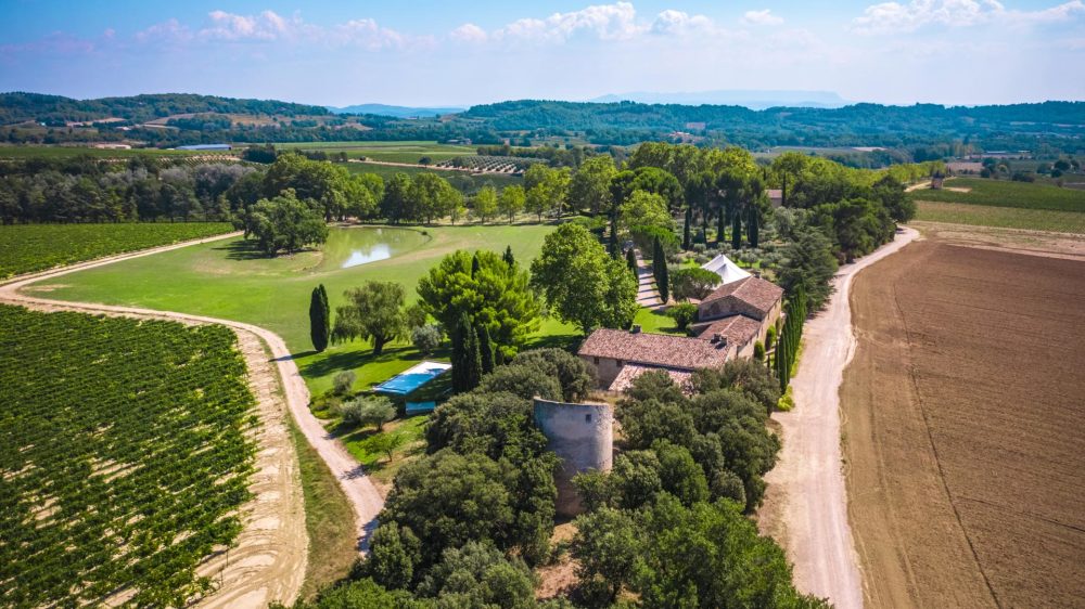 Photographs of Chateau de Sannes villa in Provence - Image 21 of 61