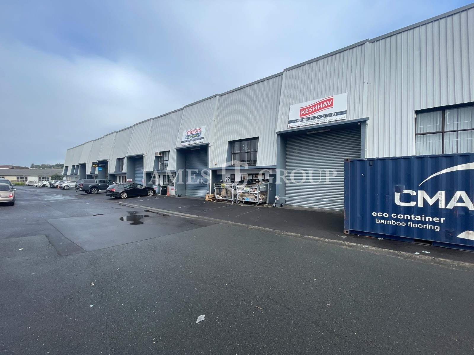 800m² High Stud Warehouse | 3 X Roller Doors