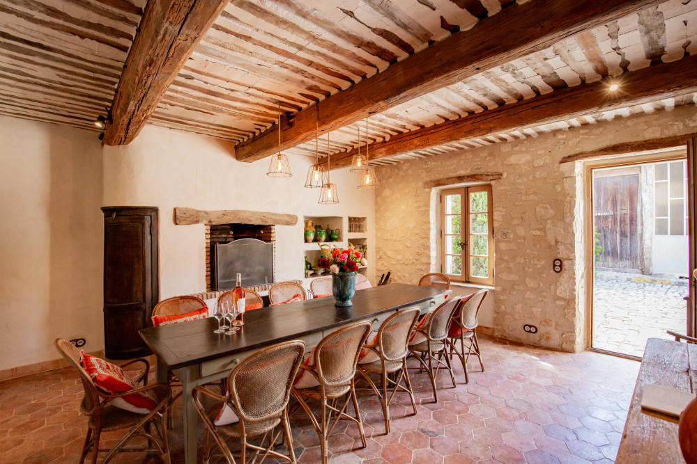 Photographs of Le Mas d’Or villa in Provence - Image 7 of 38