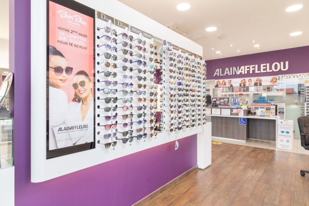 Magasin Opticien Parking C.C. Leclerc - rue de Champunant 02400 CHÂTEAU-THIERRY intérieur