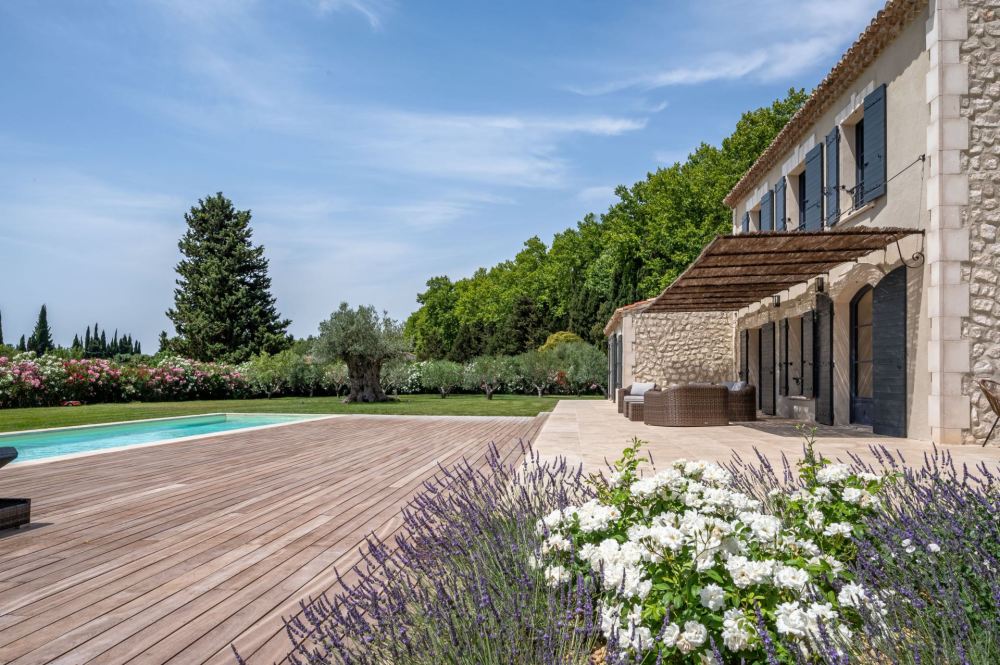 Photographs of Mas des Alizées villa in Provence - Image 31 of 33