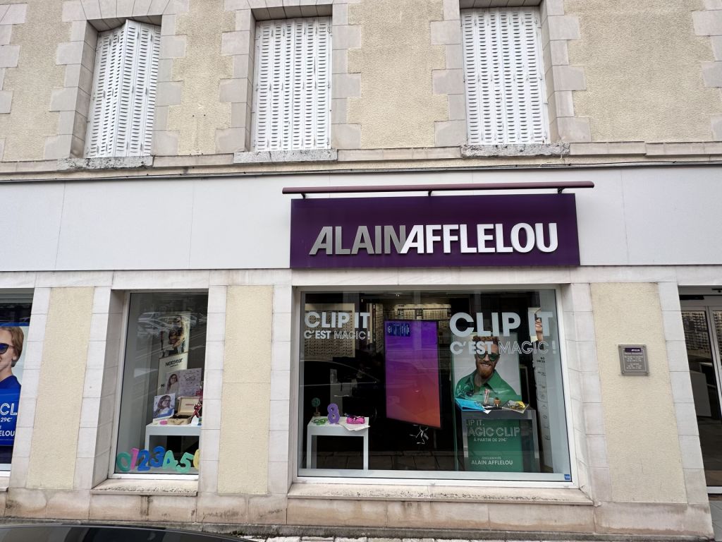 Magasin Opticien 10 rue Saint Martin 41200 ROMORANTIN-LANTHENAY extérieur