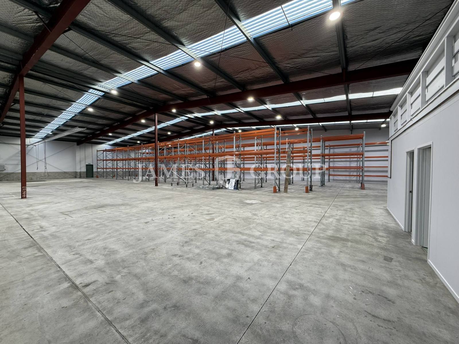 Versatile Industrial Warehouse | 1,502m²