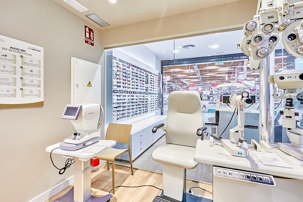 Tienda Óptico C.C. Los Enlaces Ctra. Madrid, km. 315,2, 50012 ZARAGOZA interior