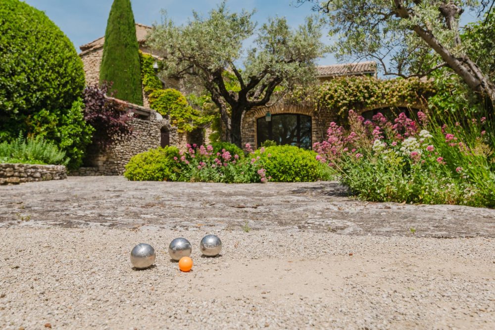 Photographs of Mas la Bergerie de Cabrieres villa in Provence - Image 54 of 56