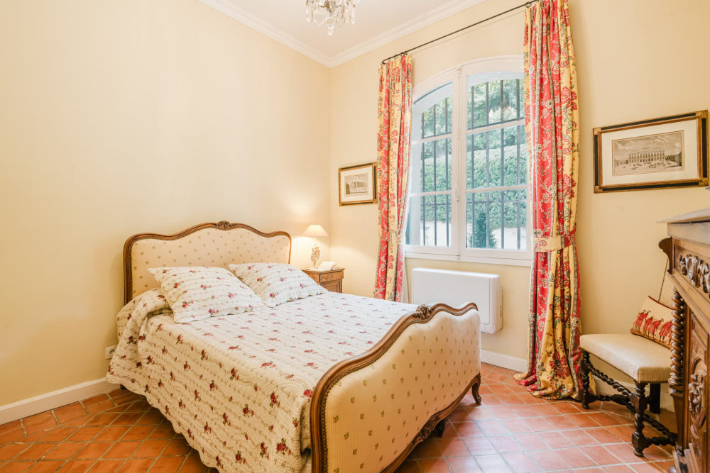 Photographs of Bastide Des Jardins villa in Provence - Image 42 of 52