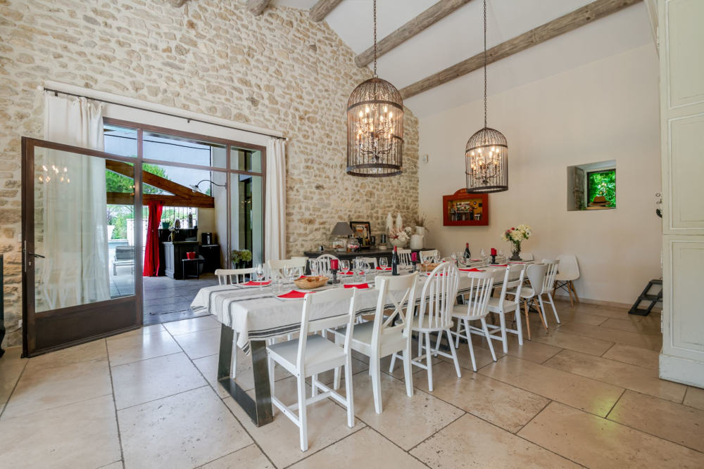 Photographs of Mas de Velorgues villa in Provence - Image 11 of 58