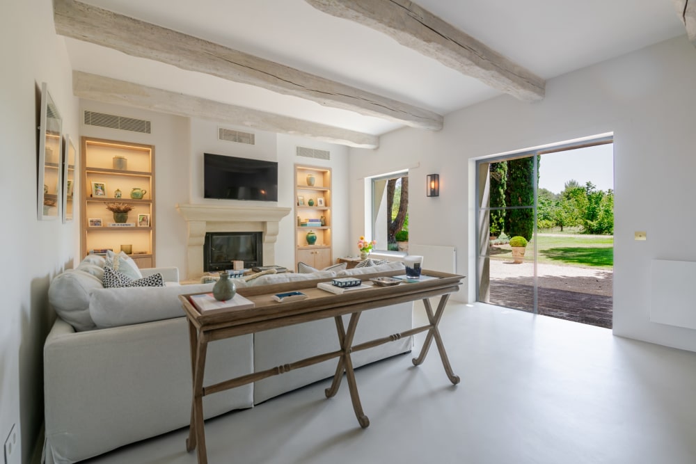 Photographs of Petit Mas des Splendeurs villa in Provence - Image 8 of 46
