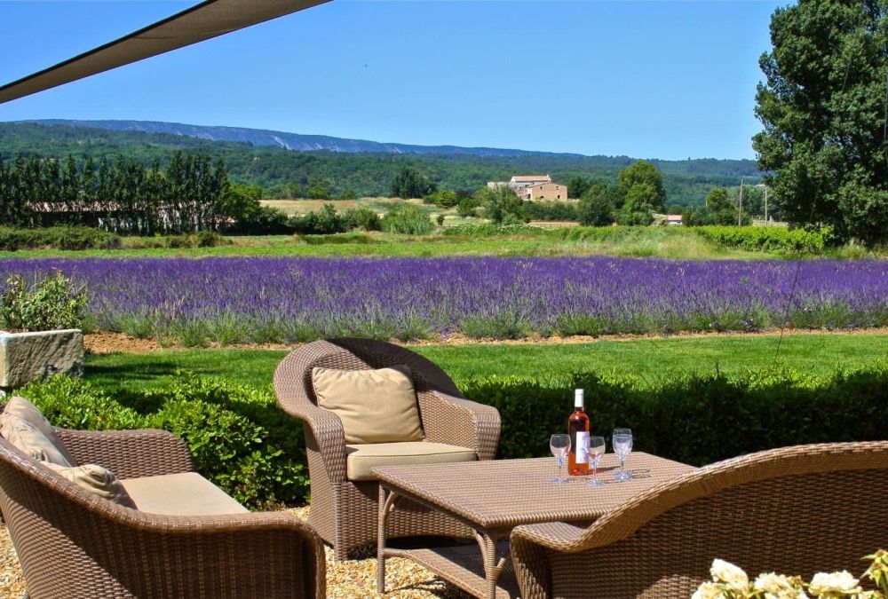 Photographs of Mas du Fournil villa in Provence - Image 18 of 47
