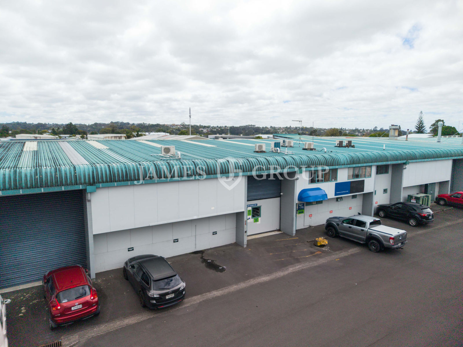 High Stud Henderson Warehouse + Mpi Approved Yard