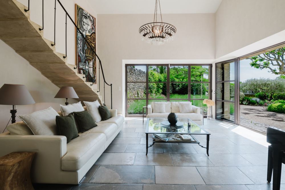 Photographs of Mas la Bergerie de Cabrieres villa in Provence - Image 12 of 56