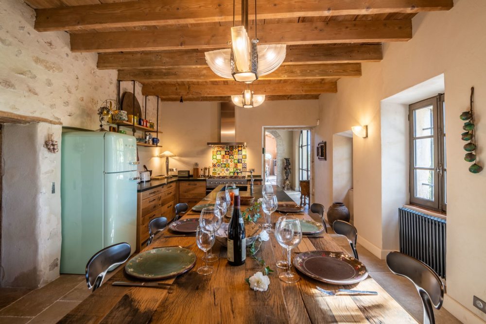 Photographs of Mas des Rêveries villa in Provence - Image 11 of 40
