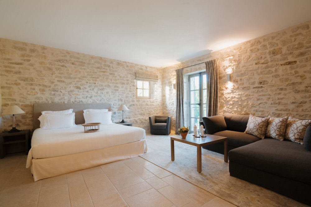 Photographs of Bastide du Calavon villa in Provence - Image 35 of 57