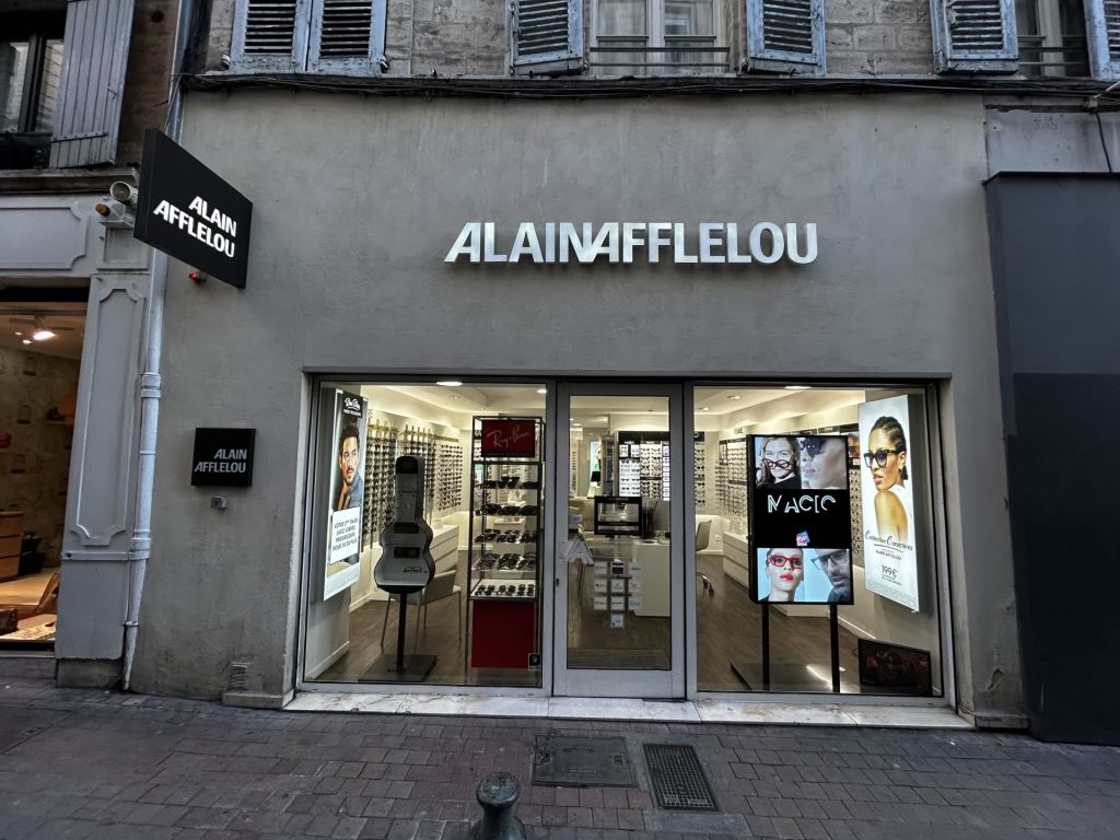Magasin Opticien C.C. Auchan 84130 LE PONTET