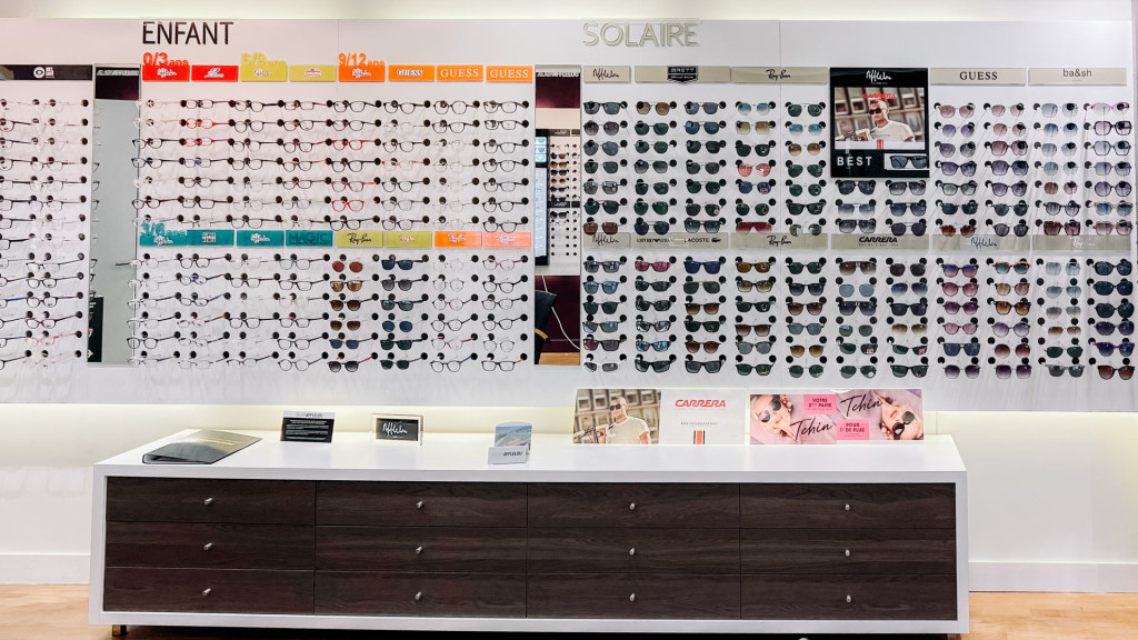 Magasin Opticien 14 rue Victor Basch 01000 BOURG-EN-BRESSE intérieur