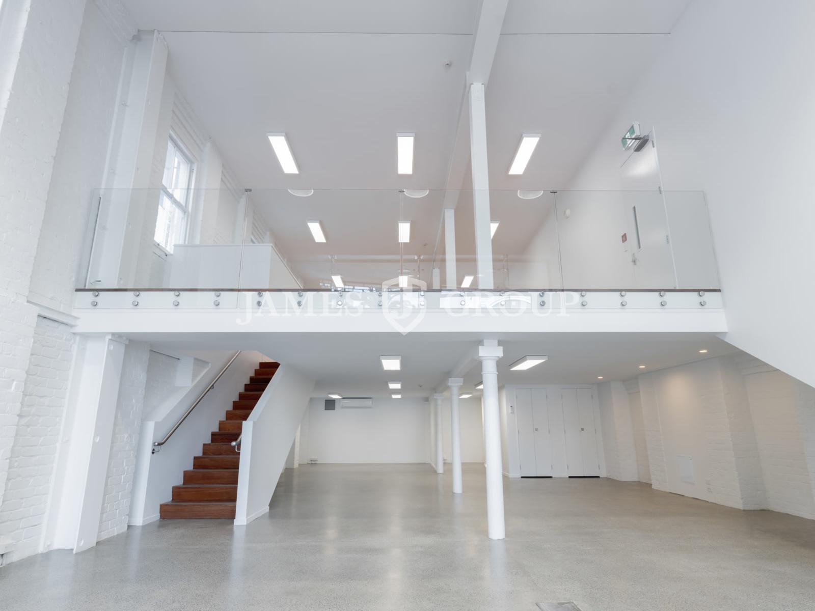 High-stud Office With Prime Exposure
