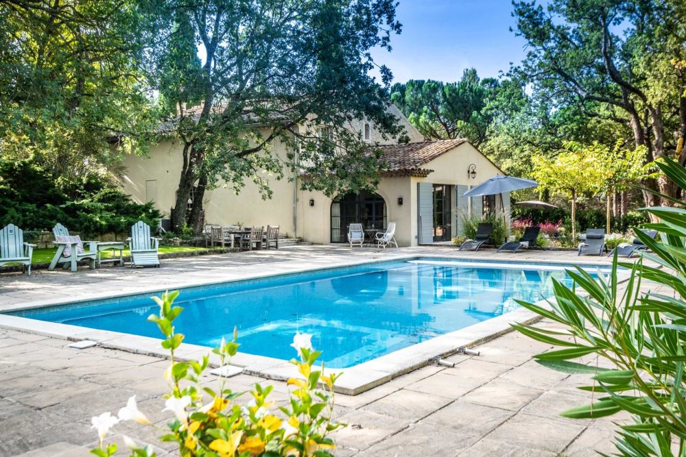 Photographs of Mas de l’Ermitage villa in Provence - Image 3 of 33