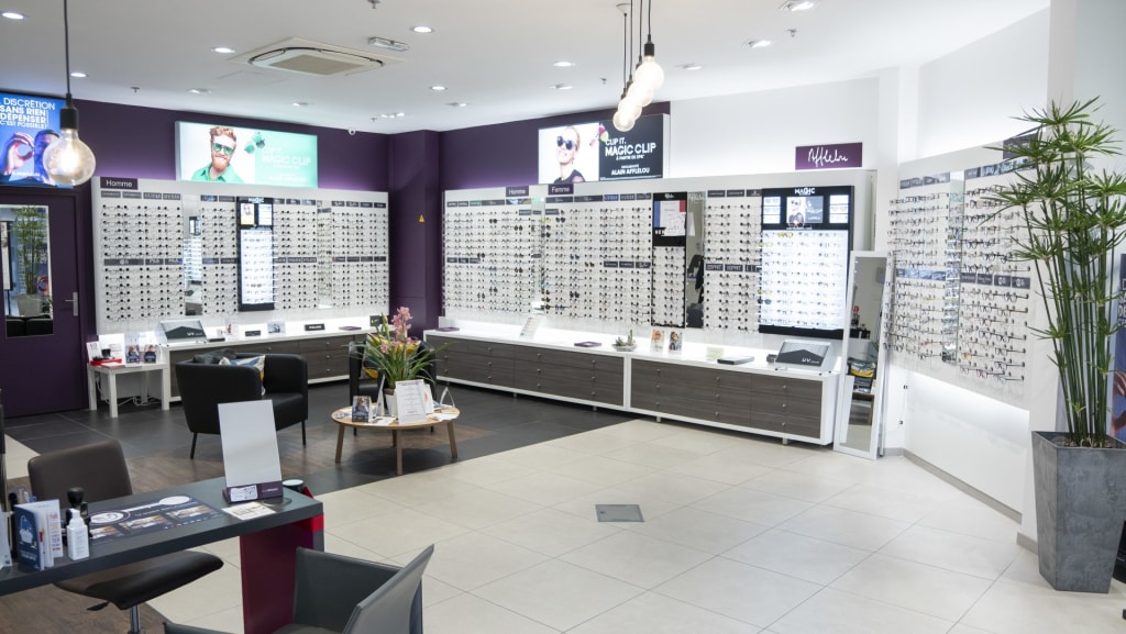 Magasin Opticien C.C. de l'Oseraie - Chemin du Poirier 95520 OSNY intérieur