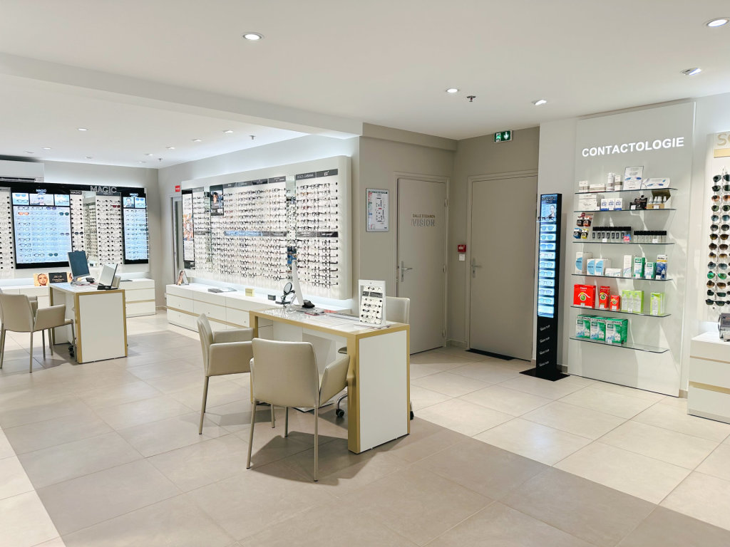 Magasin Opticien C.C. Leclerc 62218 LOISON-SOUS-LENS intérieur