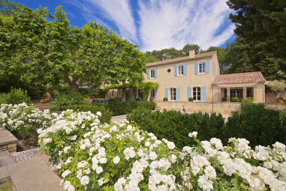 Photographs of Mas Providence villa in Provence - Image 3 of 38