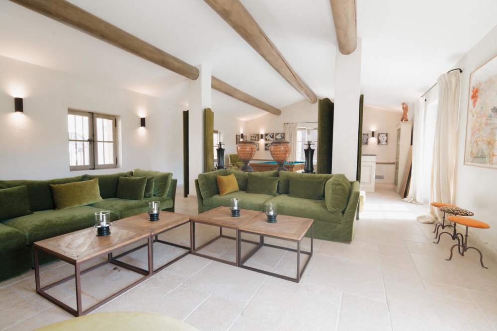 Photographs of Bastide du Calavon villa in Provence - Image 11 of 57