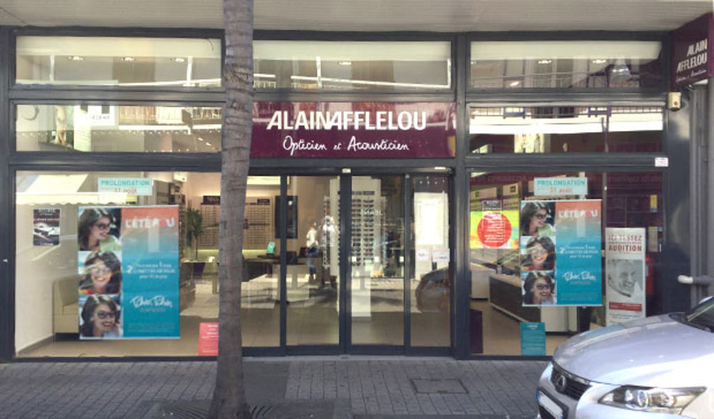 Magasin Opticien 52 rue des Bons Enfants 97410 SAINT-PIERRE-DE-LA-RÉUNION extérieur