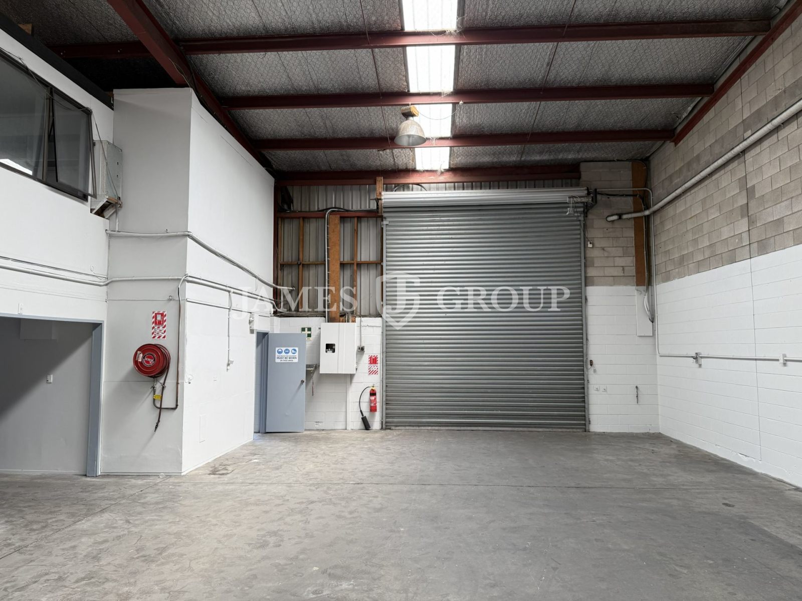 Freshly Refurbished Unit In Central East Tamaki