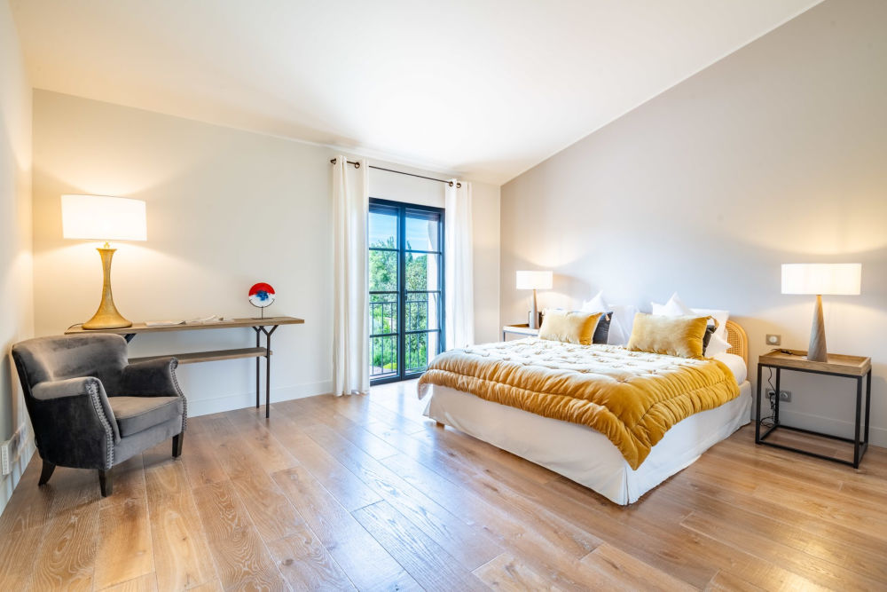 Photographs of Mas Mirabelle villa in Provence - Image 23 of 43