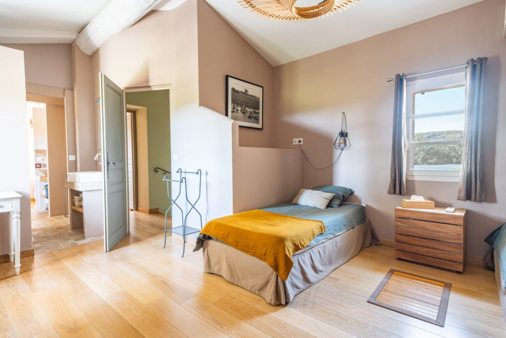 Photographs of Mas de la Sérénité villa in Provence - Image 31 of 39