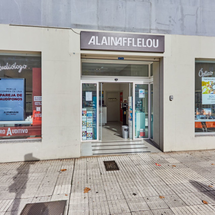 Tienda Óptico Avenida del Príncipe de Asturias, 50 33212 Gijón