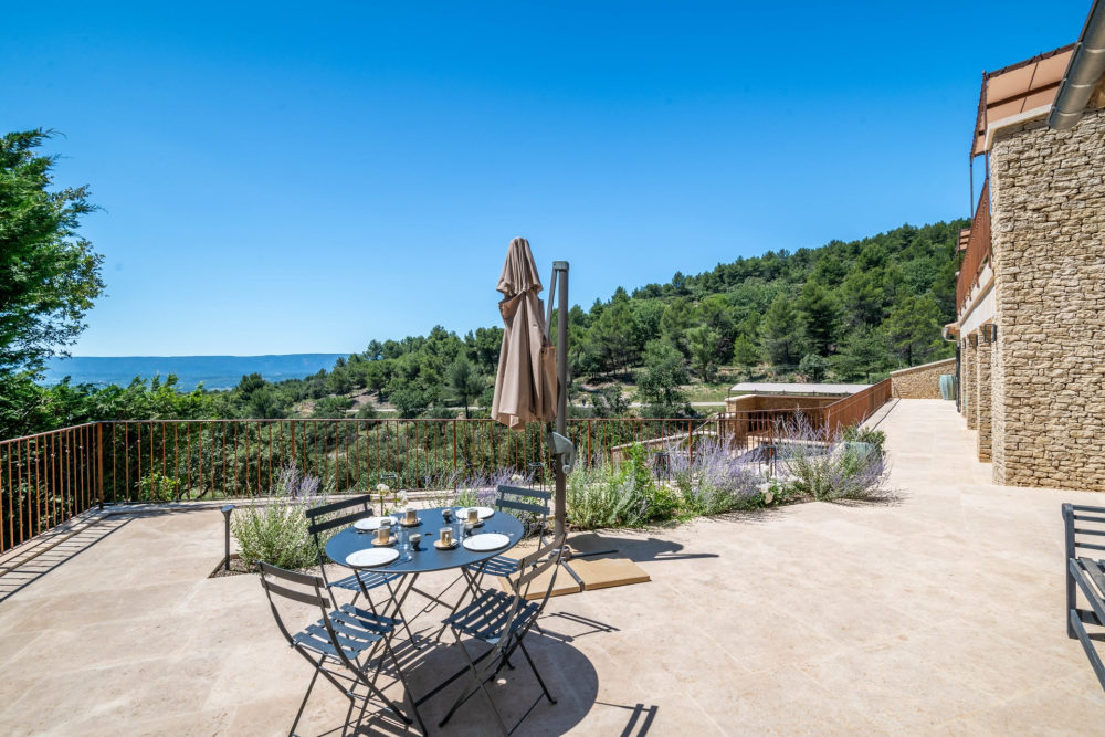 Photographs of Mas La Vue Royale villa in Provence - Image 19 of 45