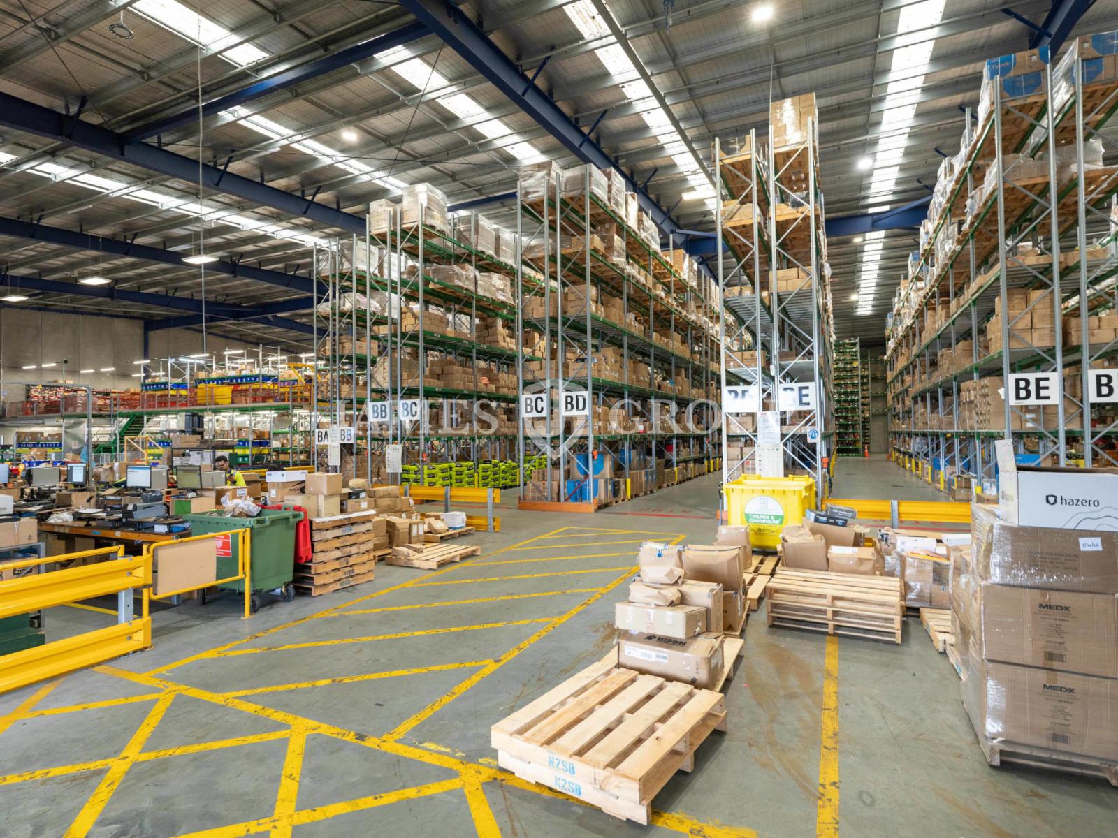 Premium Dual-access Industrial With Drive-through