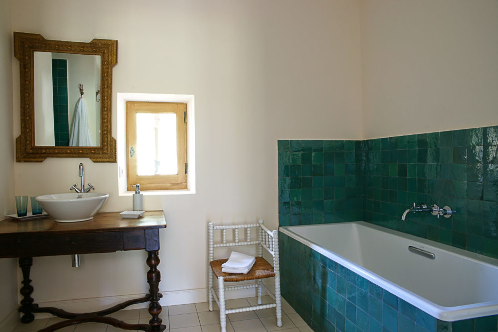 Photographs of Mas de la Verdiere villa in Provence - Image 17 of 34