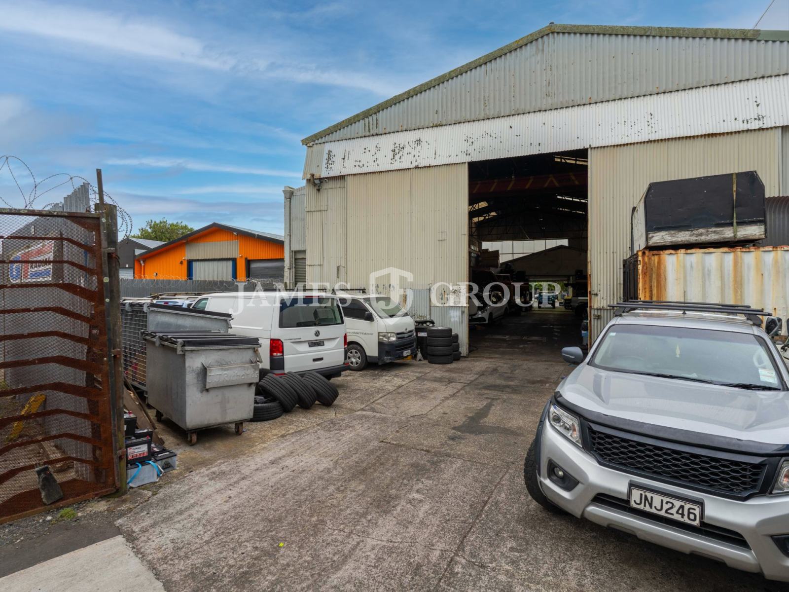 Affordable Yard & Warehouse In Central Takanini