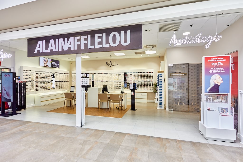 Tienda Óptico C.C. LA GRANADILLA - C/ JOSE Mª ALCARAZ Y ALENDA SN 06011 BADAJOZ