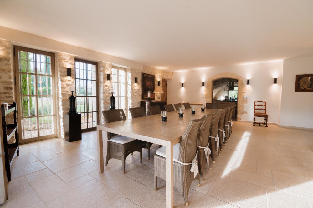 Photographs of Bastide du Calavon villa in Provence - Image 9 of 57