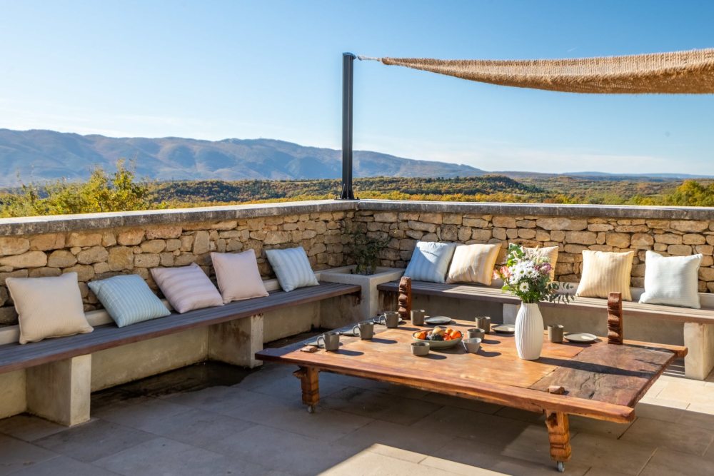Photographs of Mas des Flaneries villa in Provence - Image 32 of 36